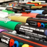 Posca filc készlet, KARÁCSONYI - Uni Posca Acrylic Paint Marker Christmas Set, Gift box, 20pcs