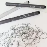 Filc készlet - Uni-Ball Creative Strokes Set 8pc Uni-pin - sepia, ligh and dark grey, black