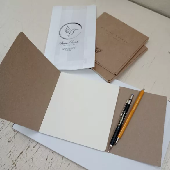 Vázlattömb - SMLT Sketch authenticbook White  90gr, 32 sheets, 17,6x24,5cm